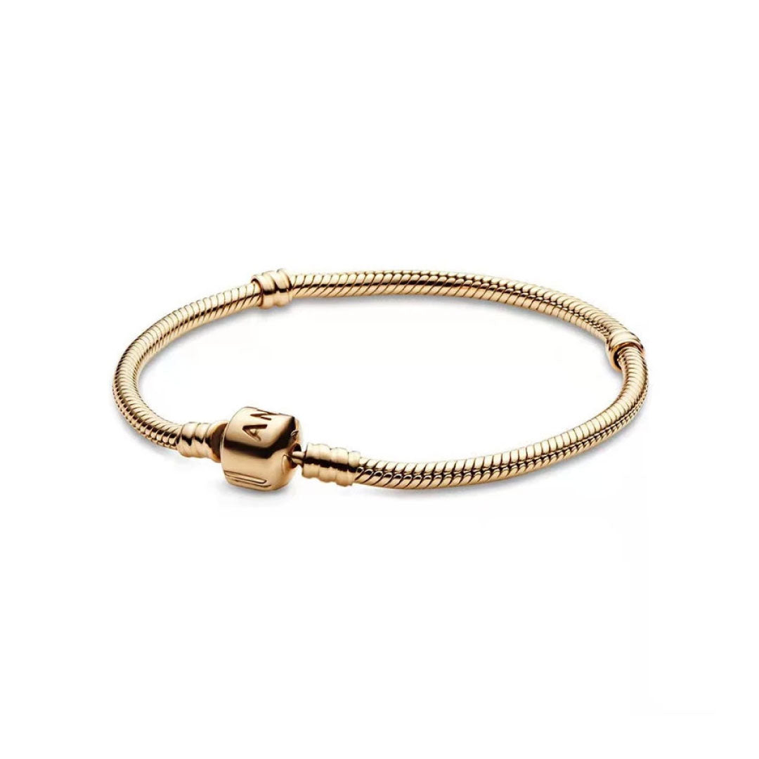 Pulsera Clásica Cuadrada Dorada
