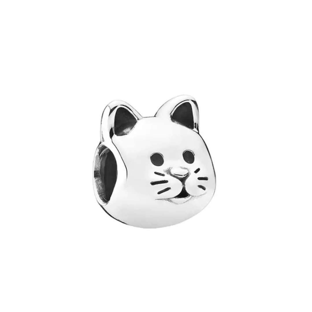 Charm Gato