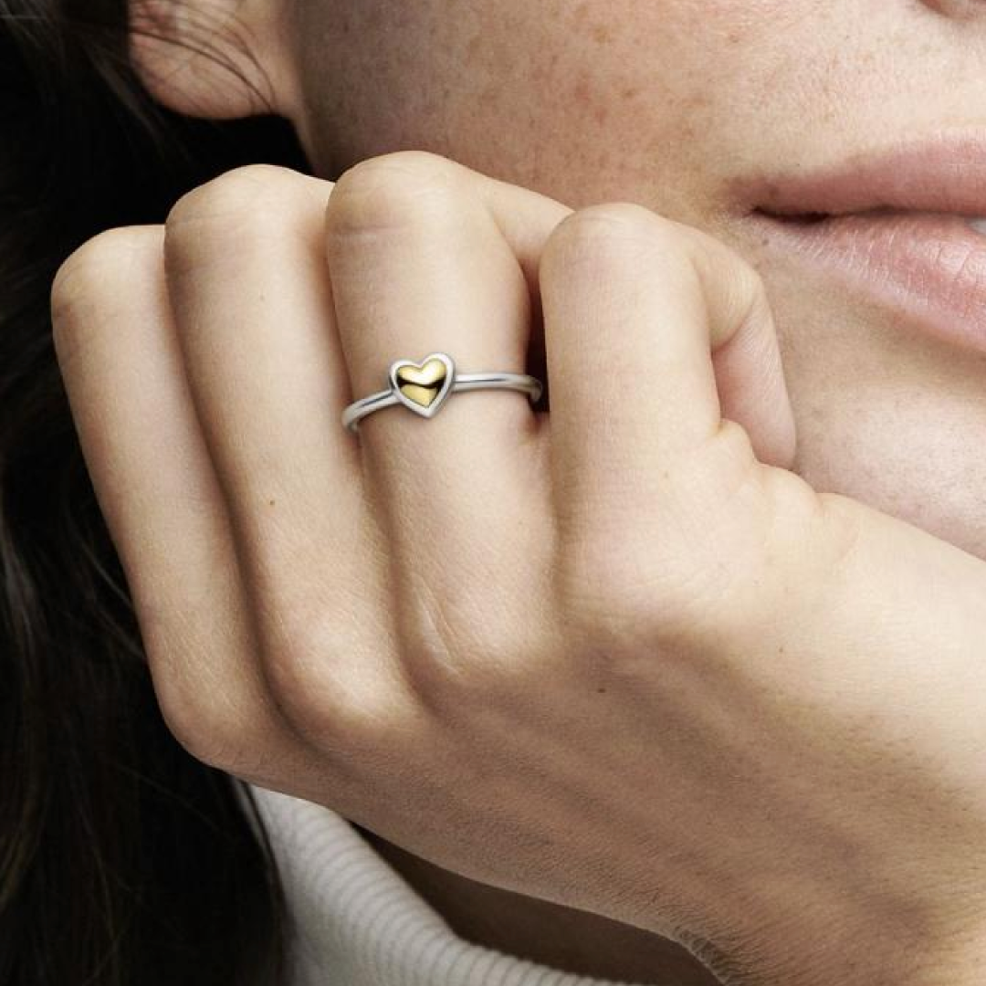 Anillo Clásico Corazón Dorado