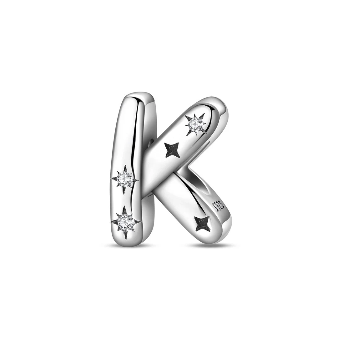 Charm Letra Estrellas