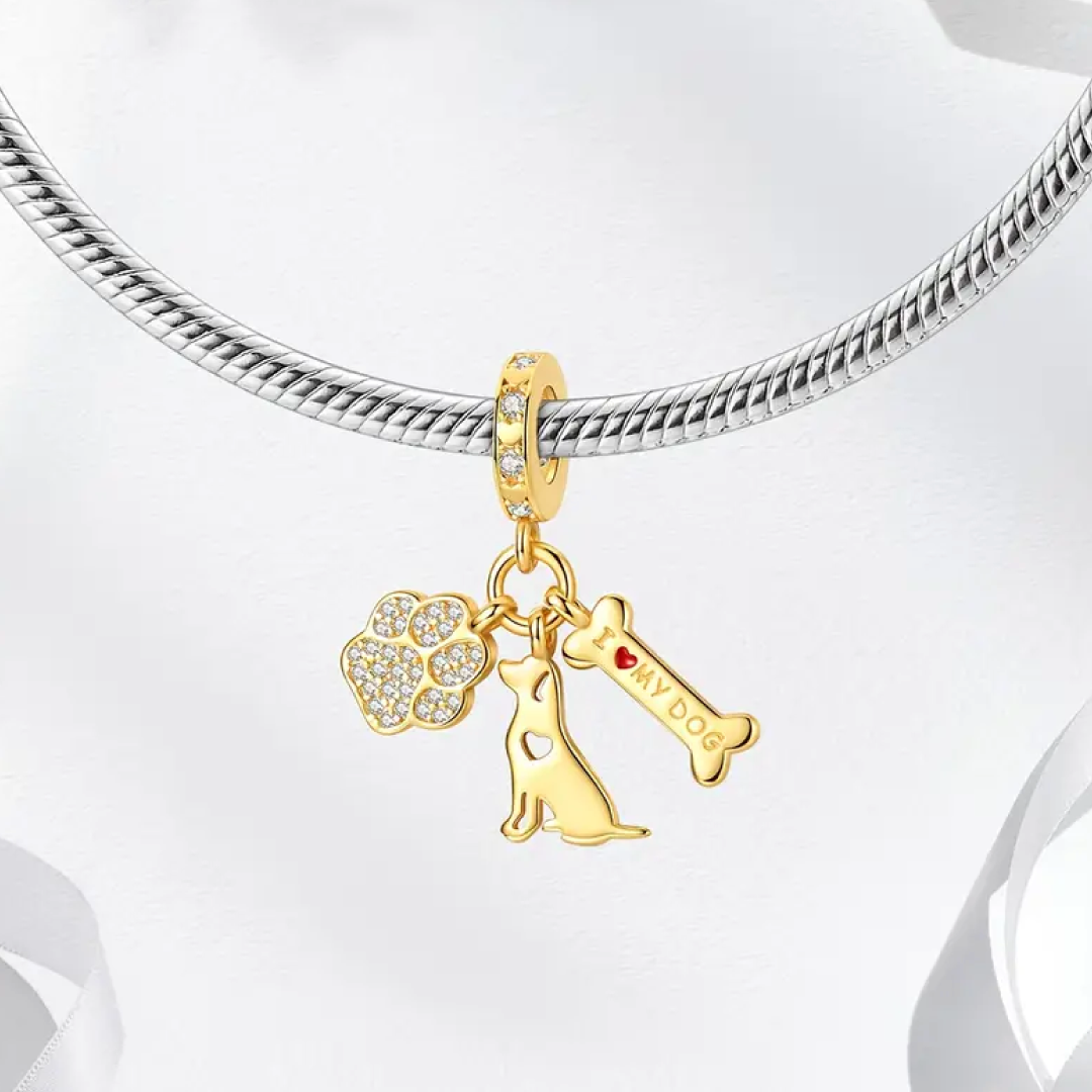 Charm Amor Perro Dorado