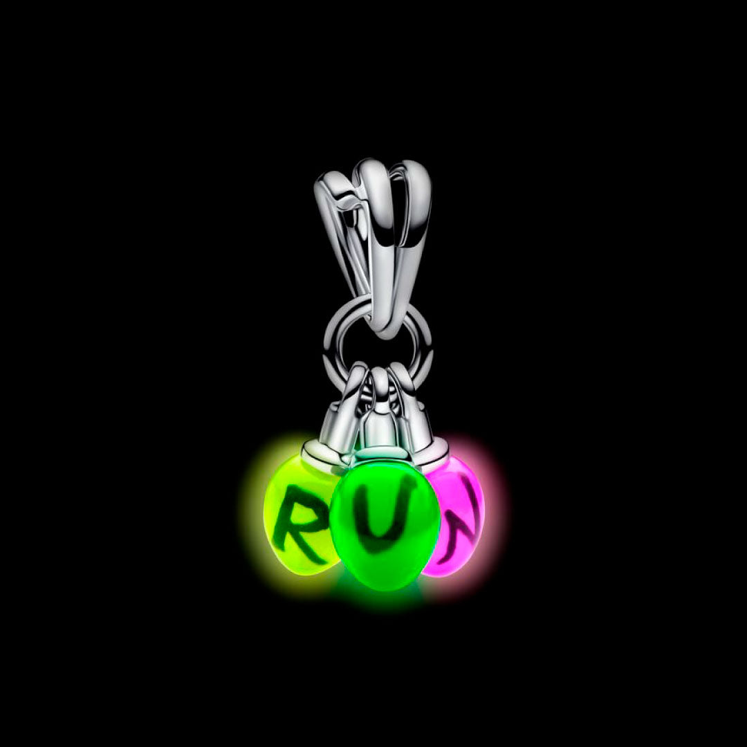 Charm Run Fosforescente Stranger Things