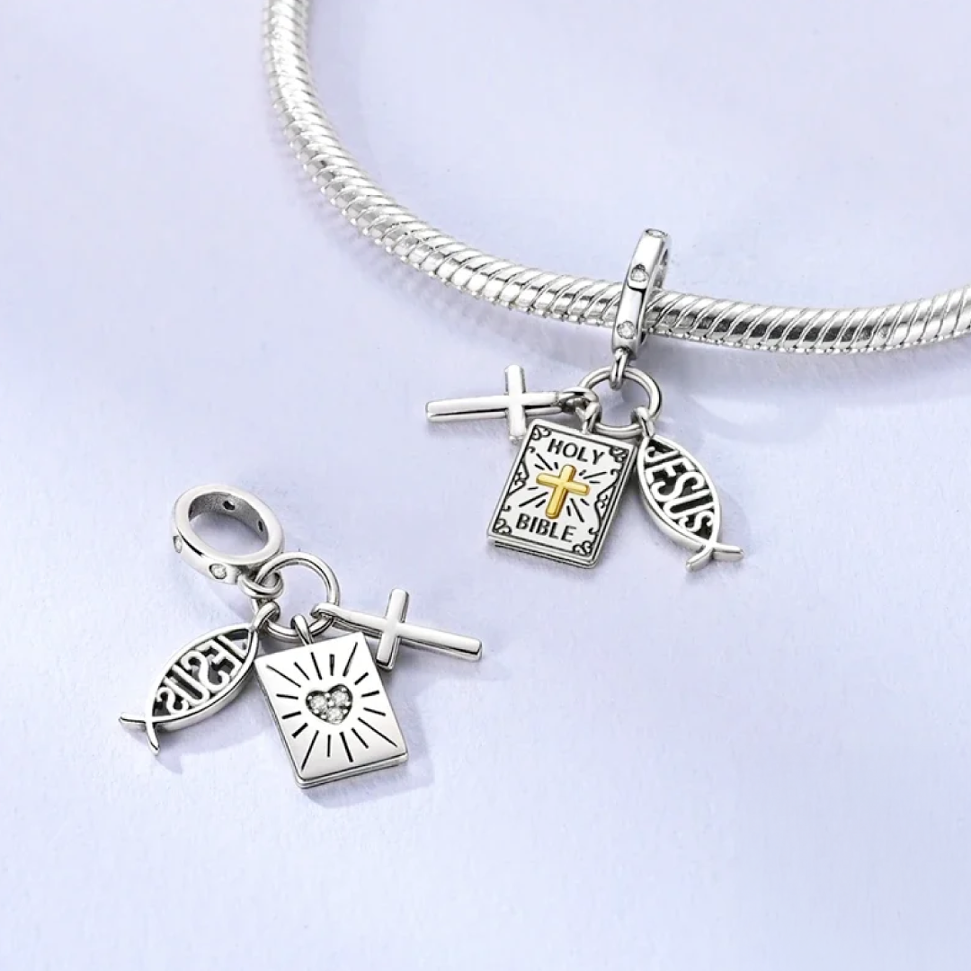 Charm Biblia Cruz