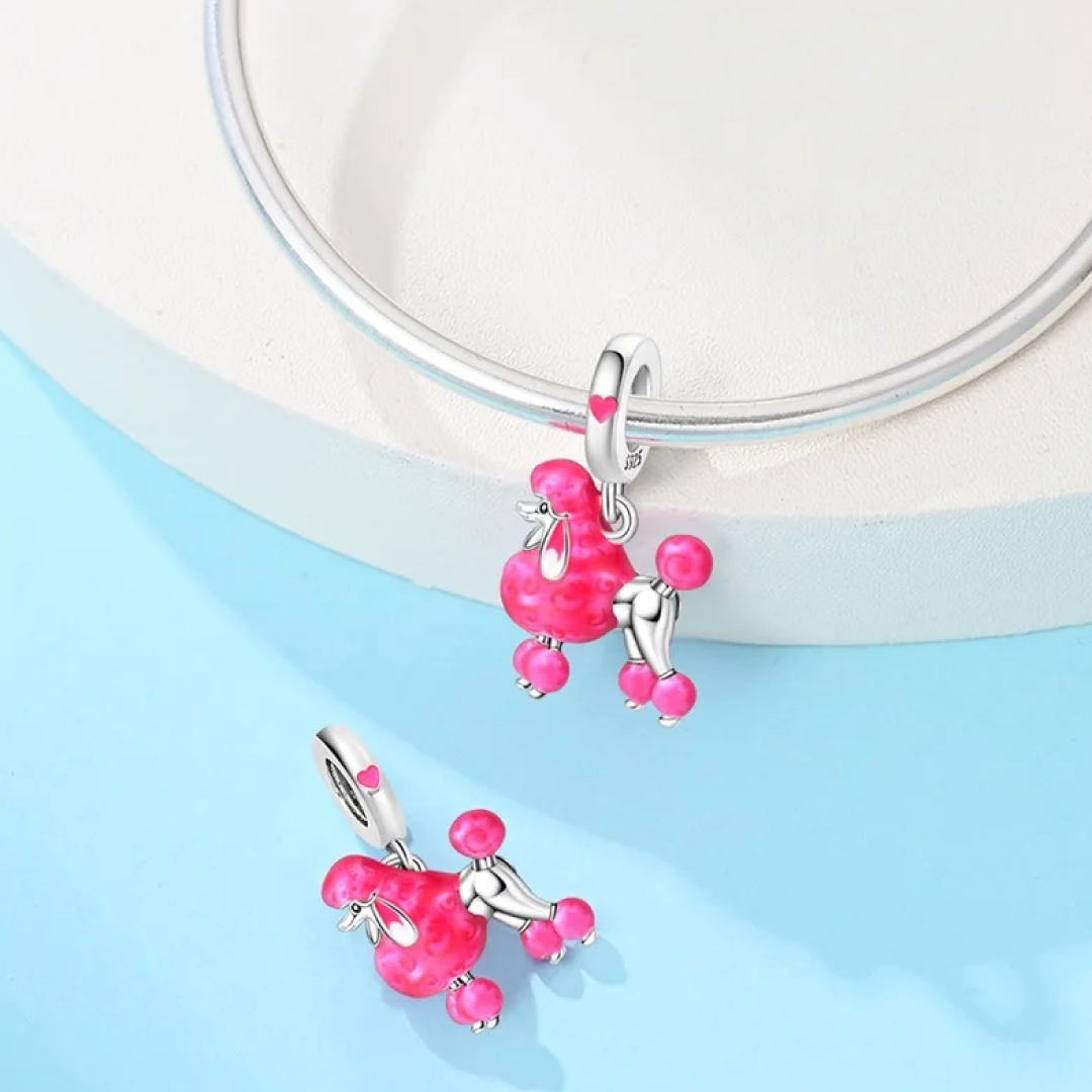 Charm Poodle Perro Rosa